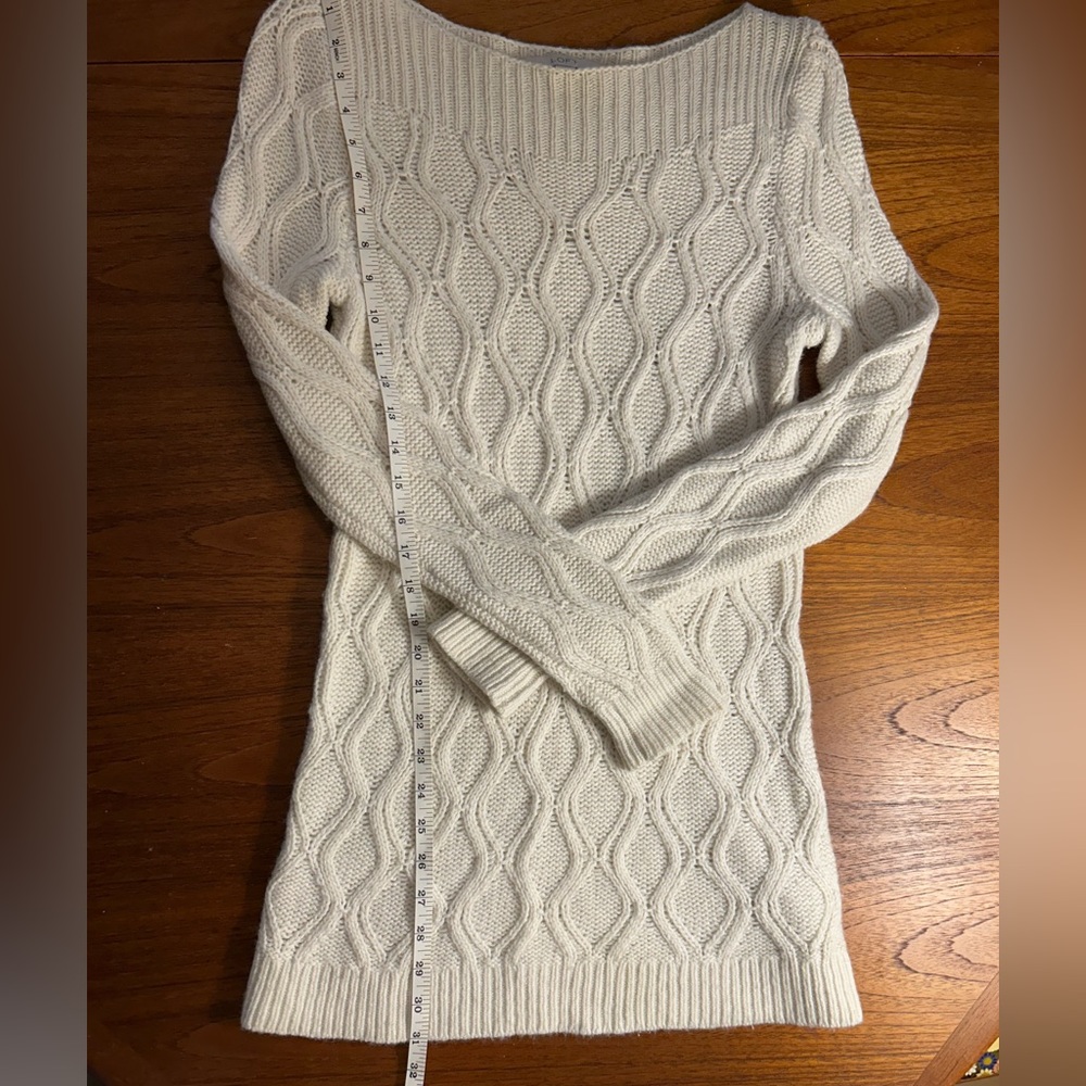 Ann Taylor Loft Cable-knit Pullover Sweater in Ivory/Cream (soft wool blend) - Picture 9 of 12